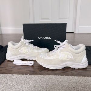 AUTHENTIC  CHANEL REFLECTIVE WHITE SNEAKERS - size 40